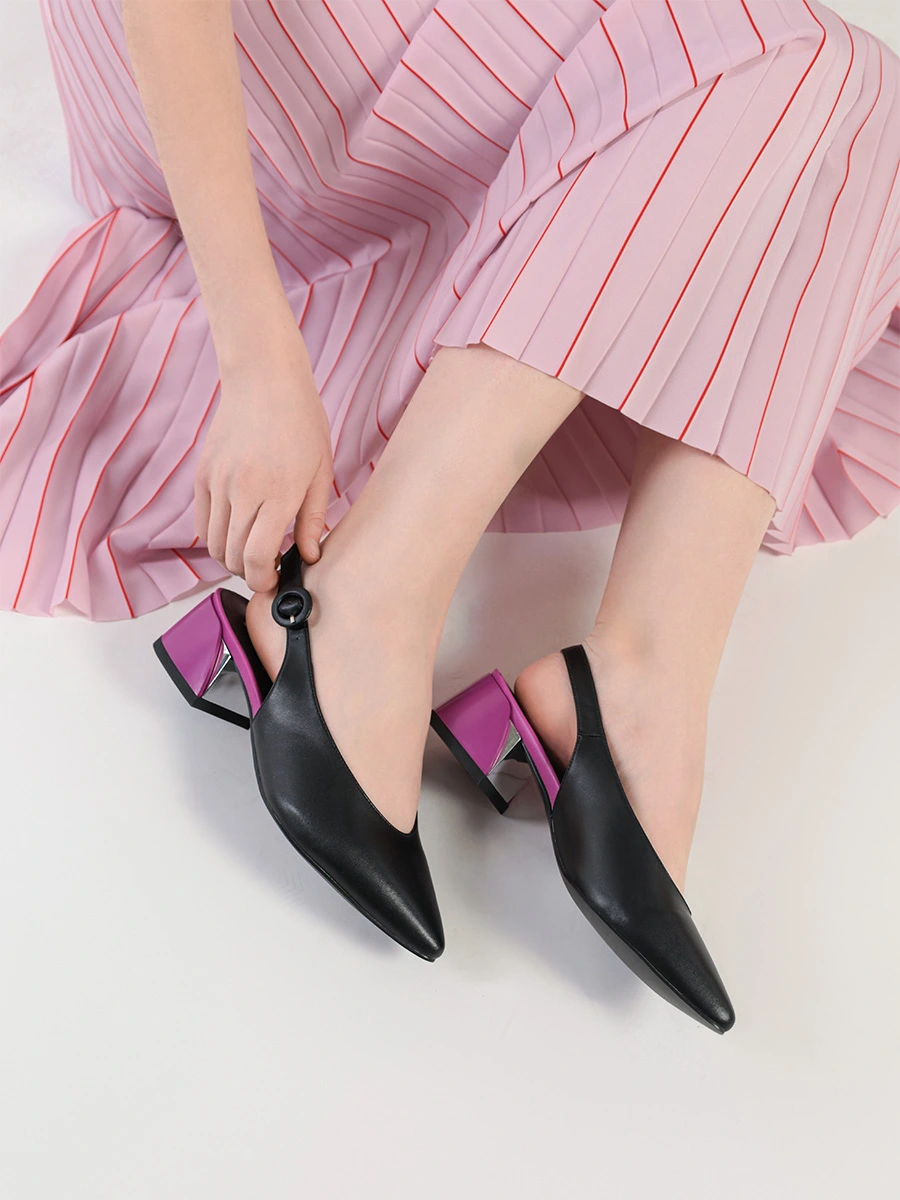 Туфли-слингбэки черного цвета с контрастным каблуком